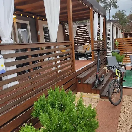Campeggio Mobile Lea, Kamp Soline Biograd Na Moru