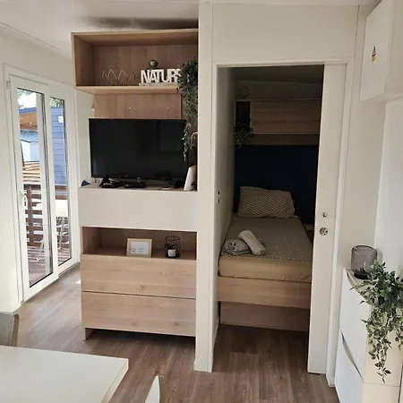 Mobile Lea, Kamp Soline אתר קמפינג *