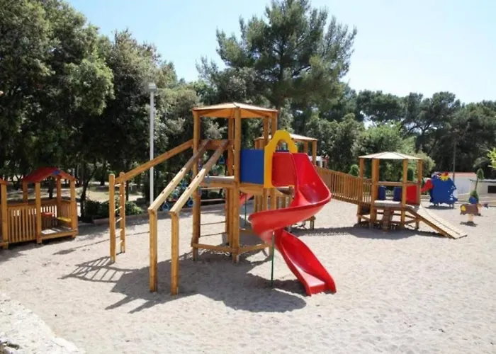 Mobile Lea, Kamp Soline *